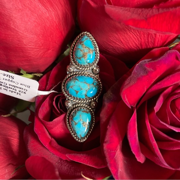 Turquoise and Silver Women's Ring Size 9 - Picture 7 of 8